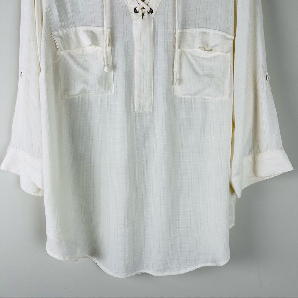 Torrid cream plaid tie lightweight 3/4 sleeve blouse top 10/12 - Picture 3 of 7